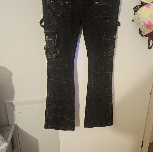 iRE Fashion Black Flare Cargo Jeans - Picture 2 of 4